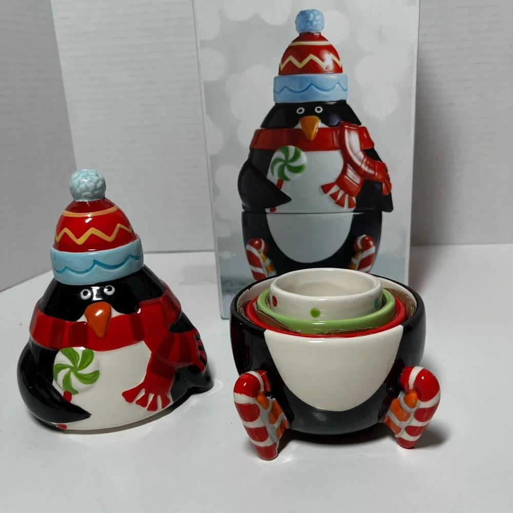 Pier 1 Imports Penguin Nesting Measuring Cups